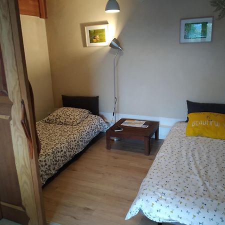 Les Troglogites Brasparts Room photo